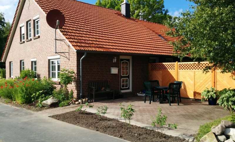 Ferienwohnung Im Landhaus Bensersi Bensersiel Buitenkant foto