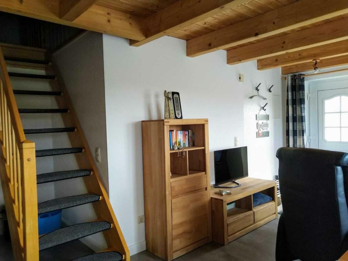 Ferienwohnung Im Landhaus Bensersi Bensersiel Buitenkant foto