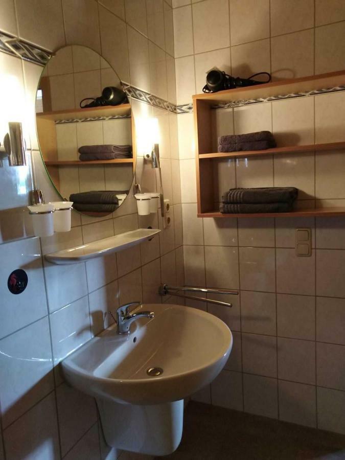 Ferienwohnung Im Landhaus Bensersi Bensersiel Buitenkant foto